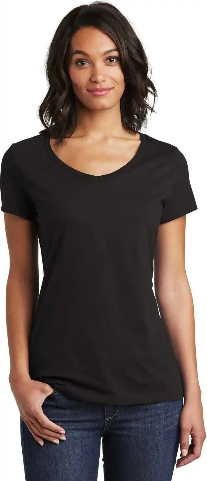 District Dt6503 Women’s Very Important Tee v Neck Black