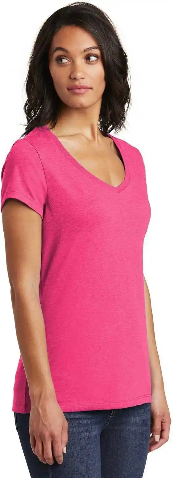 District Dt6503 Women’s Very Important Tee v Neck Fuchsia Frost