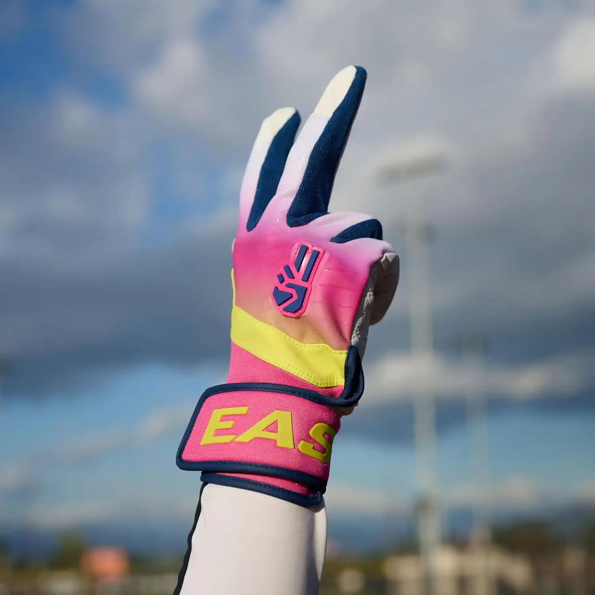 Easton Walk-off Ethos Youth Batting Gloves - the Dub