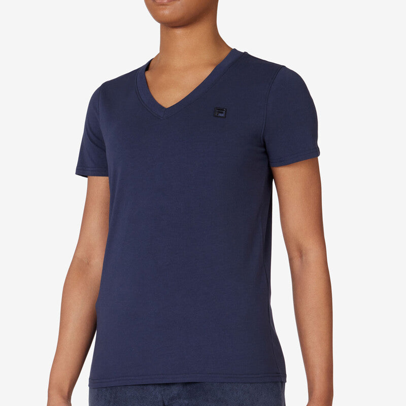 Fila Elevated Essentials V-neck Tee (w)