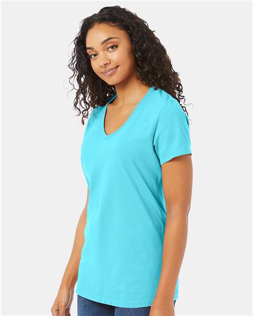 Freshwater Garment-Dyed Women&#39;s V-Neck T-Shirt - GDH125