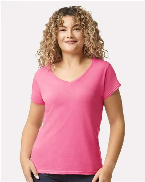 Gildan 64v00l Softstyle® Women’s V-neck T-shirt - Azalea