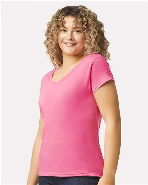 Gildan 64v00l Softstyle® Women’s V-neck T-shirt - Azalea