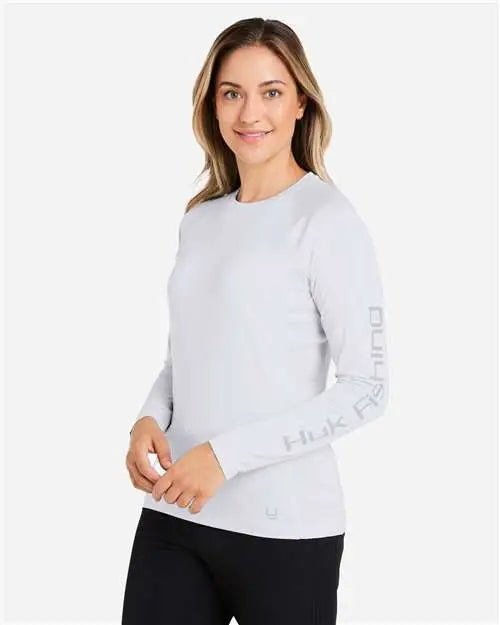 Huk H612l04 Women’s Lopro Pursuit T-shirt - White