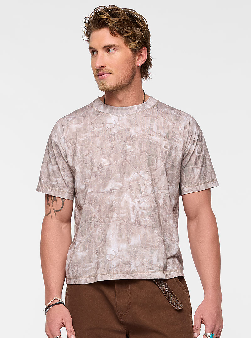 Lat 3520l Relaxed Crew Tee - Sand Timberwood