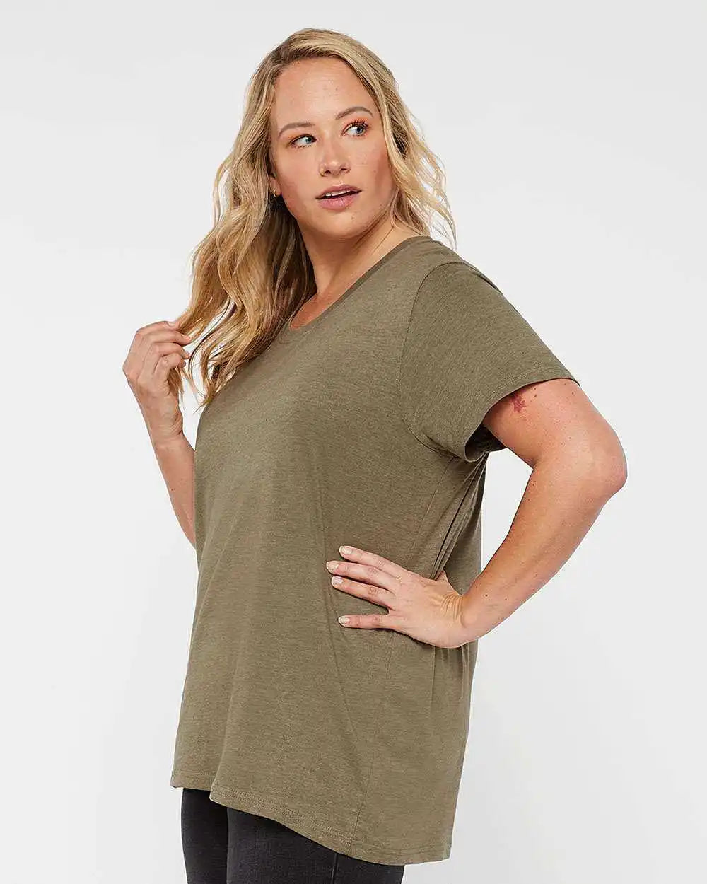 Lat 3816 Curvy Collection Women’s Fine Jersey Tee - Vintage Military Green