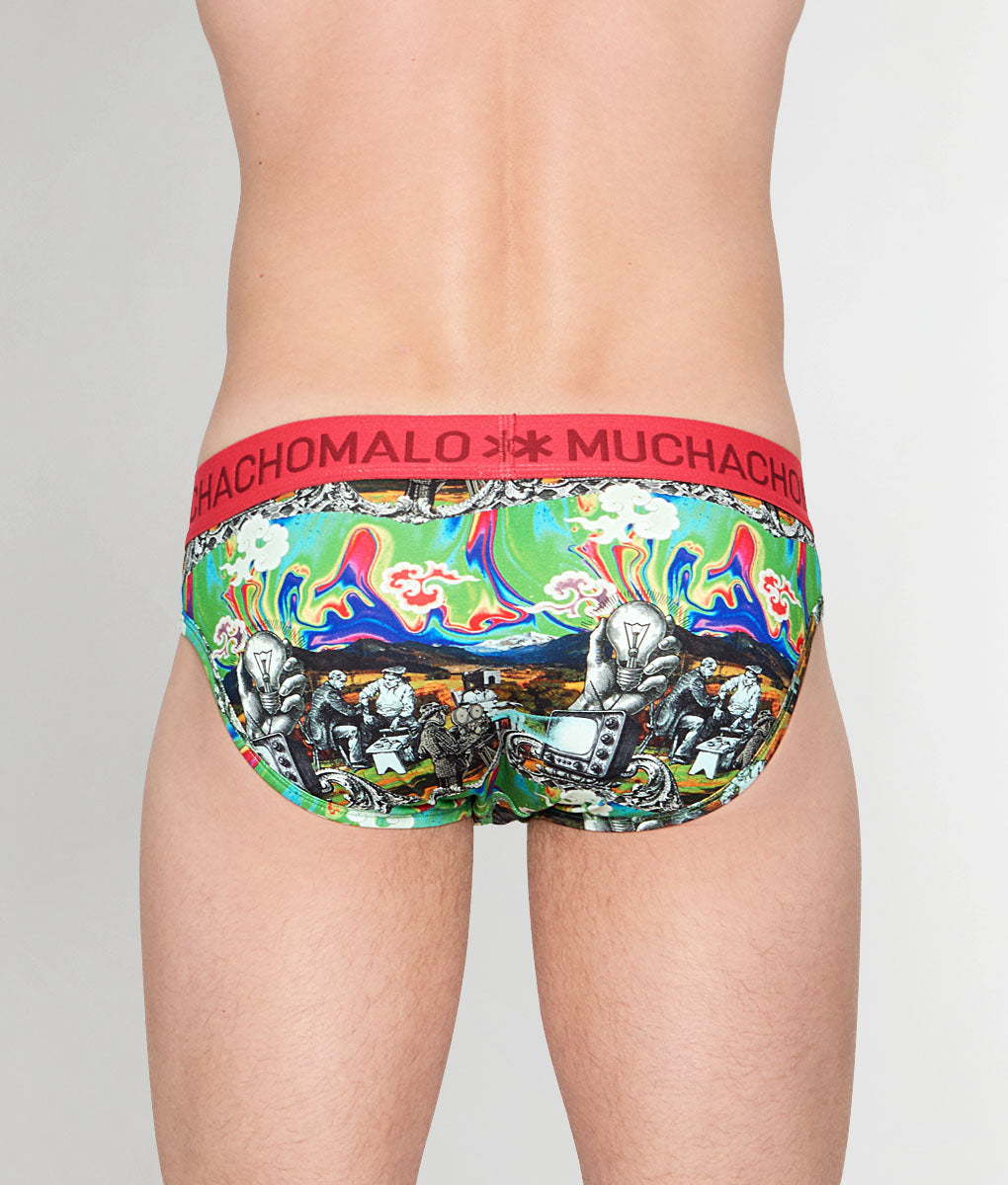 Muchachomalo New School Brief