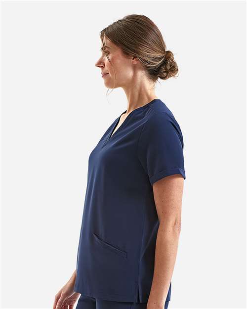Navy Women&#39;s Invincible V-Neck Stretch Scrub Top - NN310