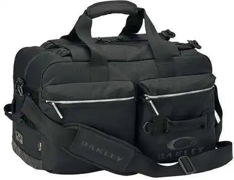 Oakley Fos900548 50l Utility Duffel Bag Blackout / one Size Fits Most