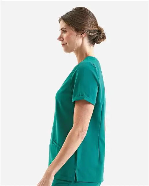 Onna Nn310 Women’s Invincible V-neck Stretch Scrub Top - Clean Green