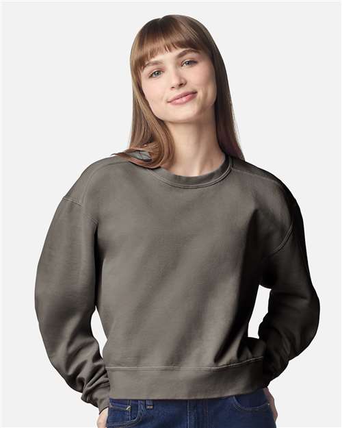Pepper Women&#39;s Garment-Dyed Mid-Length Crewneck Sweatshirt - 1566L