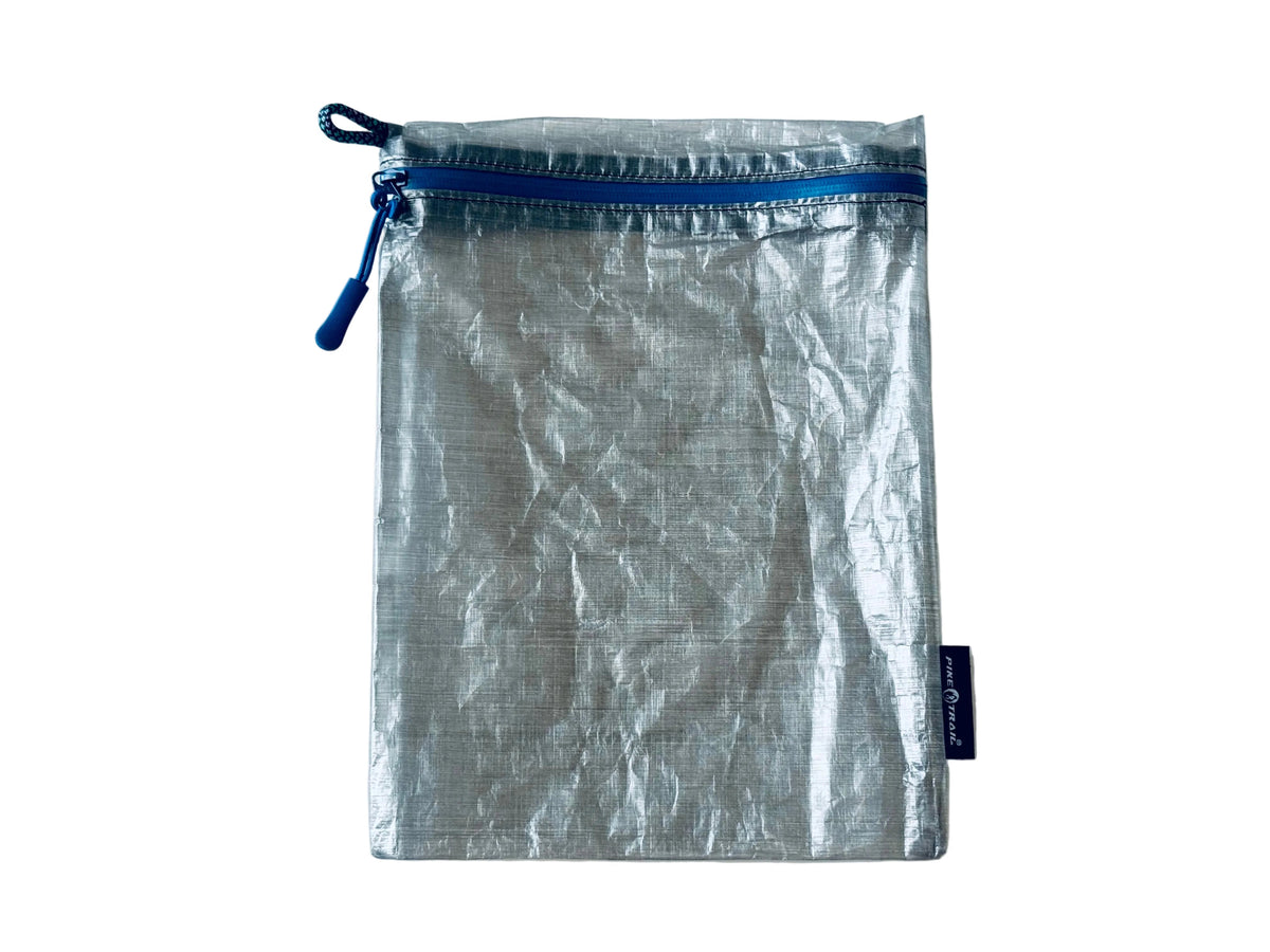 Pike Trail Dyneema Ultralight Bags - Large.56oz (9.5’’ h x 7.25’’ W) / Grey 1oz W/ Blue Zipper