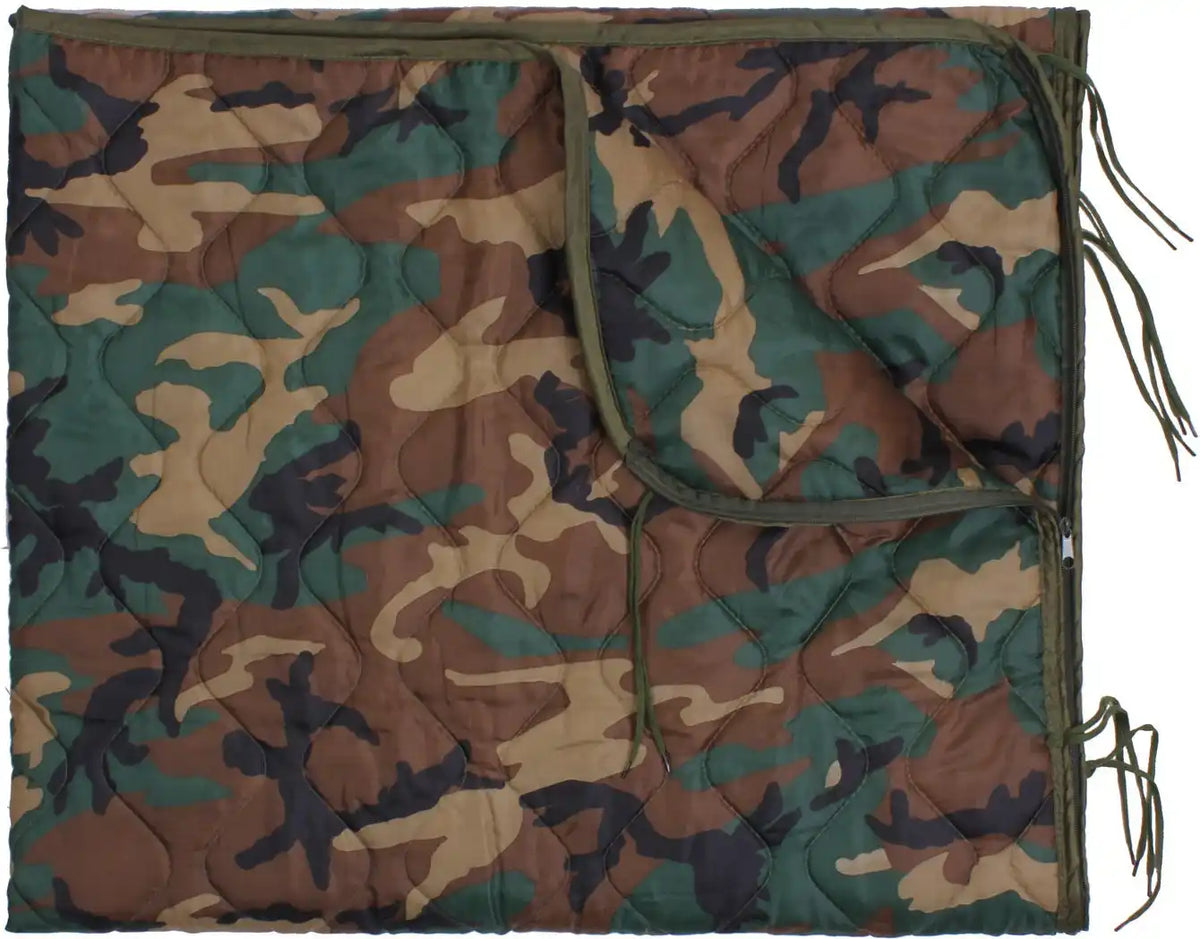 Rothco Enhanced G.i. Type Rip-stop Poncho Liner with Zipper - Woodland Camo / one Size