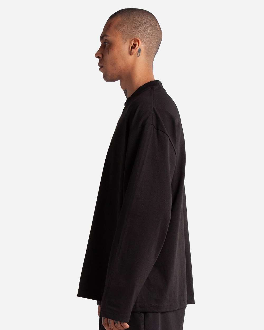 Shaka Wear Shmol Unisex Max Heavyweight Oversized Long Sleeve T-shirt - Black