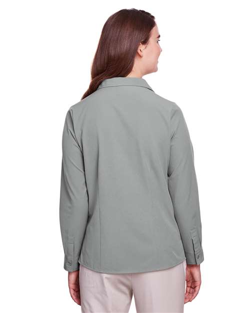 Silver Women&#39;s Bradley Performance Woven Shirt - UC500W