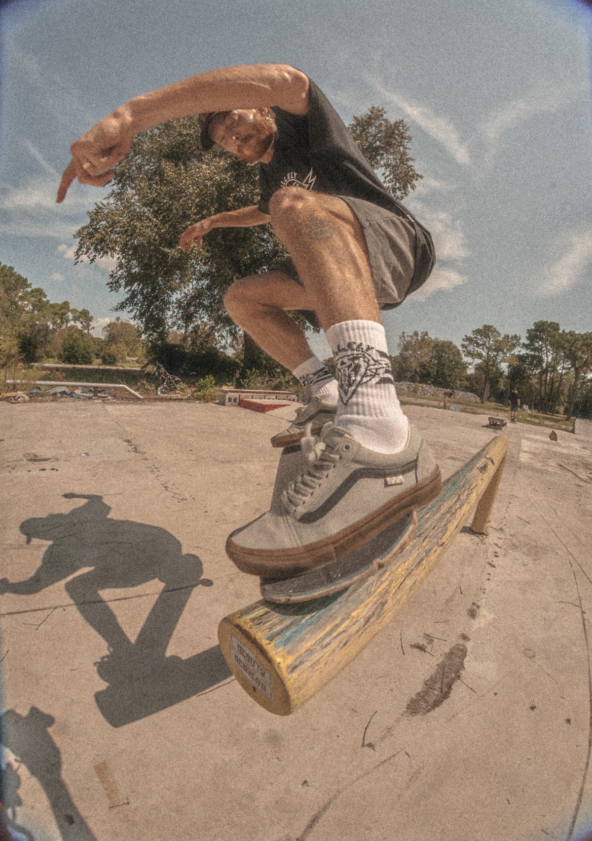 Socco Mike Vallely x Dirty Donny Collaboration Crew Socks - White - Osfm