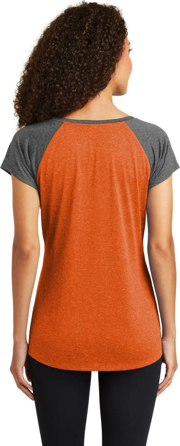 Sport-tek Lst362 Women’s Heather-on-heather Contender Scoop Neck Tee - Deep Orange Heather Graphite
