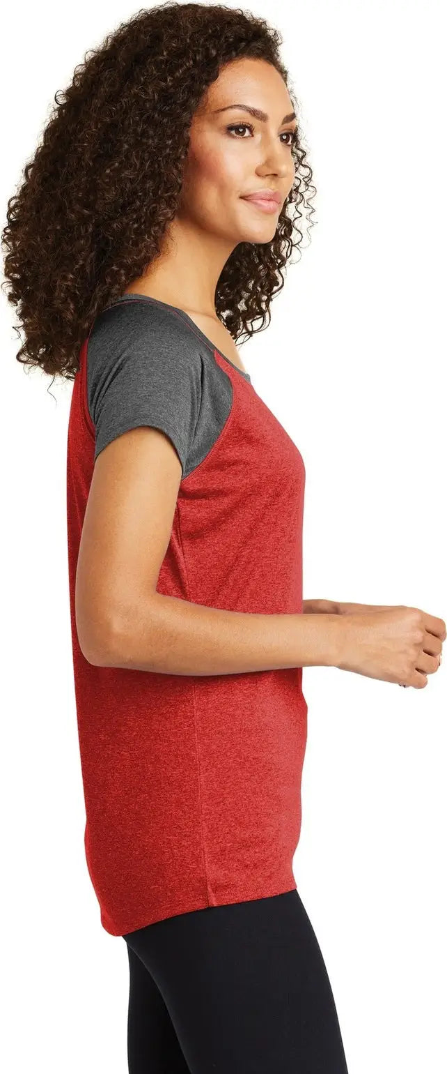 Sport-tek Lst362 Women’s Heather-on-heather Contender Scoop Neck Tee - Scarlet Heather Graphite