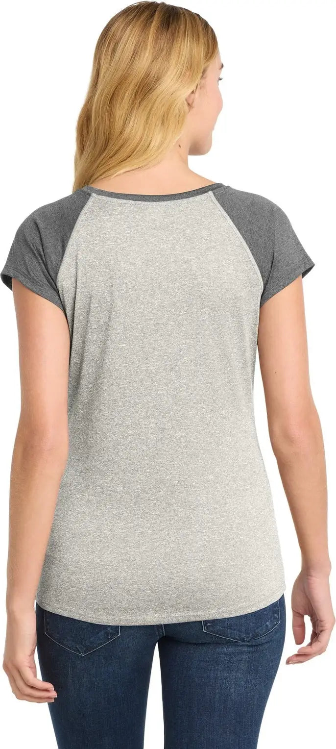 Sport-tek Lst362 Women’s Heather-on-heather Contender Scoop Neck Tee - Vintage Heather Graphite