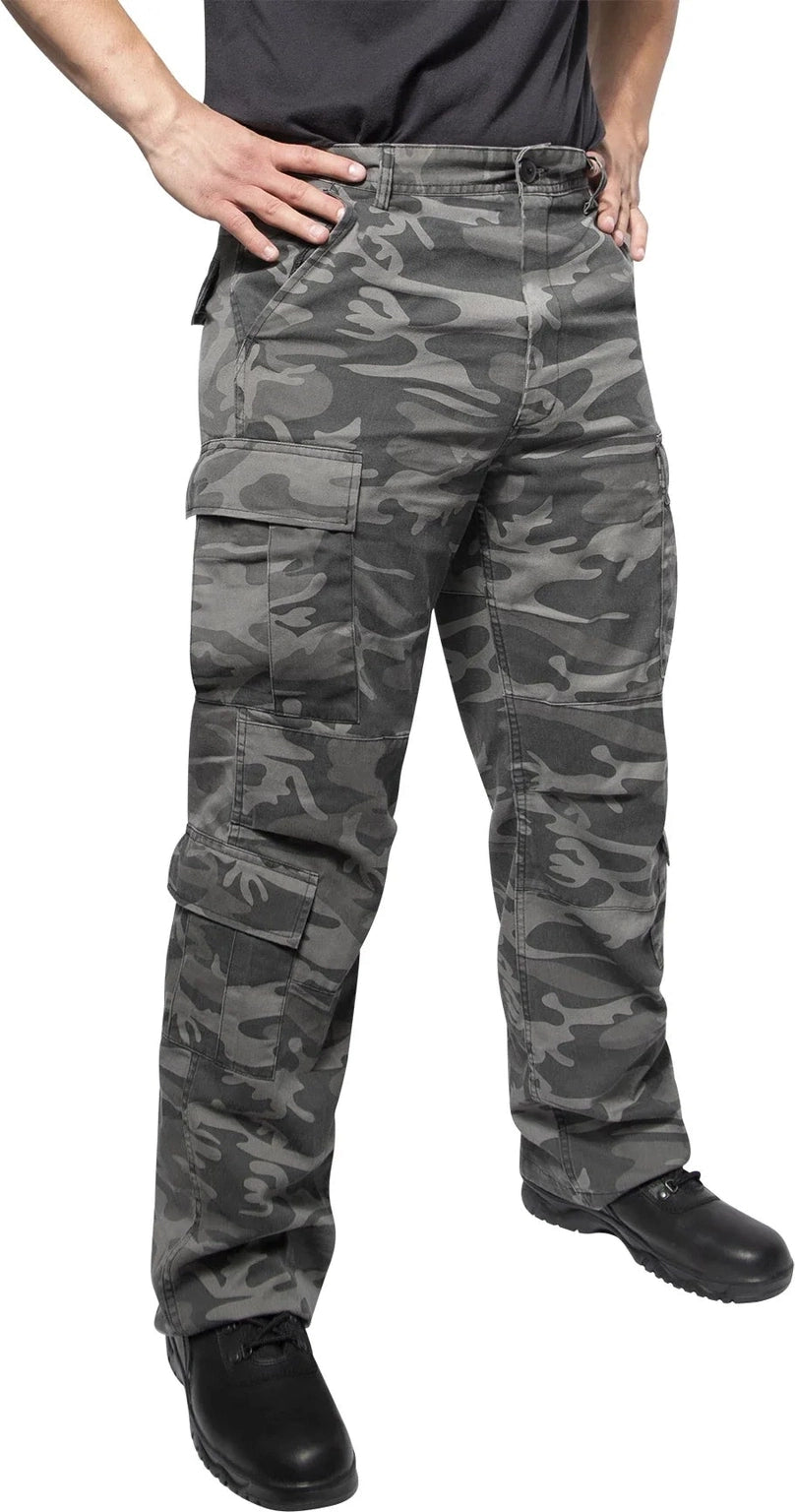 Vintage Paratrooper Cargo Fatigue Pants - Black Camo / s
