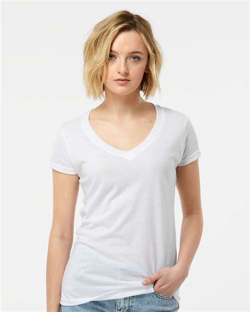 White Women&#39;s Poly-Rich V-Neck T-Shirt - 244