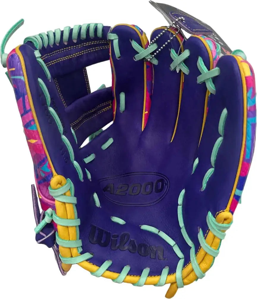 Wilson A2000 1786 11.50’’ Infield Glove Jan 2026 Gotm Wbw104643115 - Grafiti - Muli-colored / Right Throw