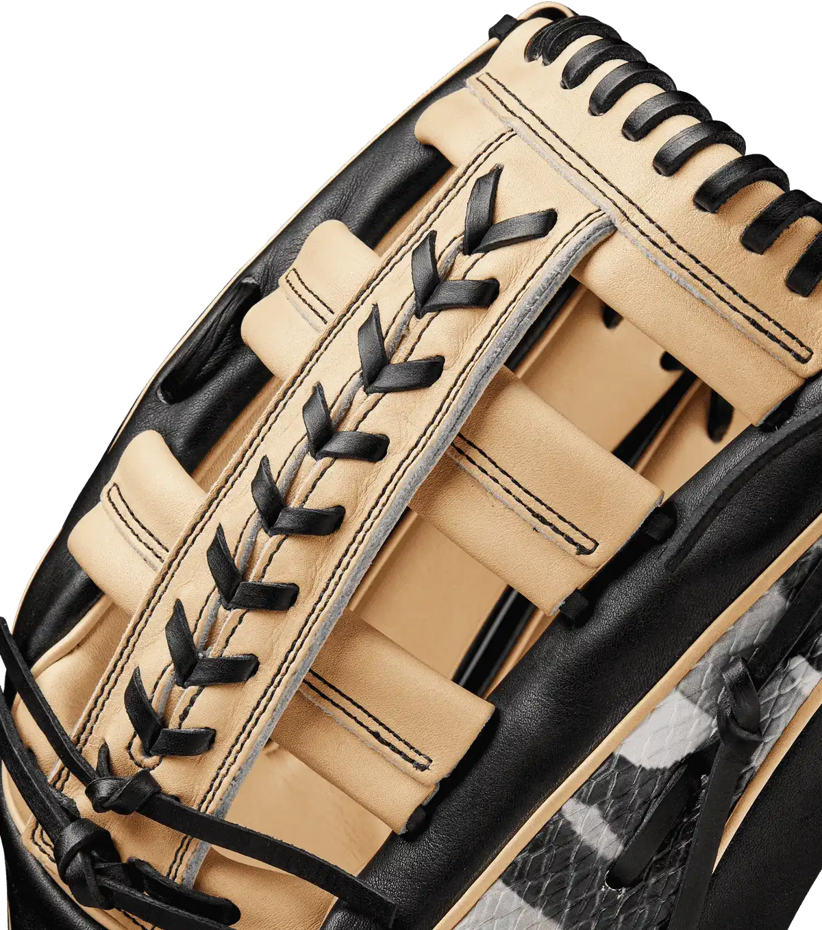 Wilson A2000 1810 12.75’’ Winter Series Outfield Glove Wbw1025271275 - Blonde Black Camo