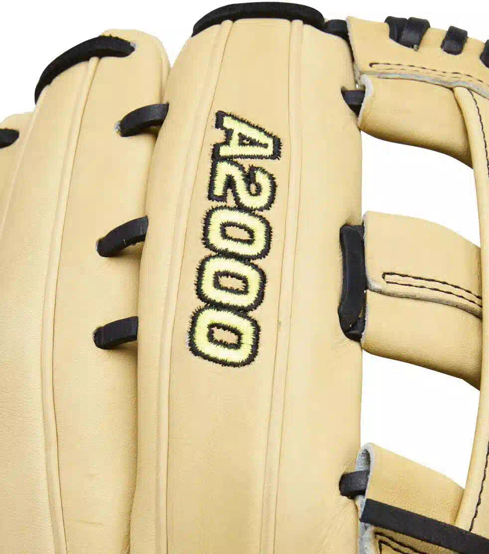 Wilson A2000 Classics Series 1777 12.75’’ Outfield Glove Wbw104123 - Blonde Black
