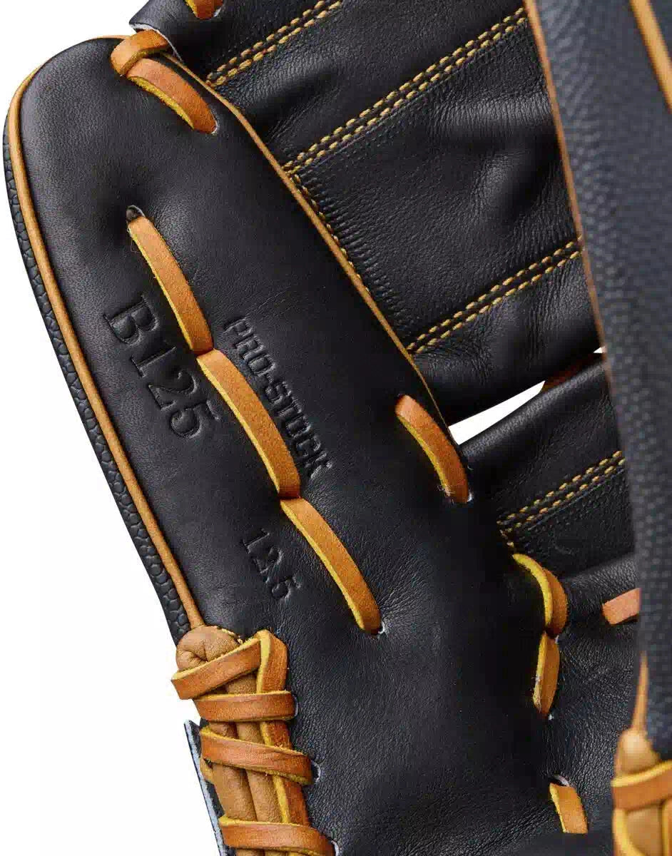 Wilson A2000 Classics Series B125ss 12.50’’ Pitcher Baseball Glove Wbw104119 - Black - Right Throw