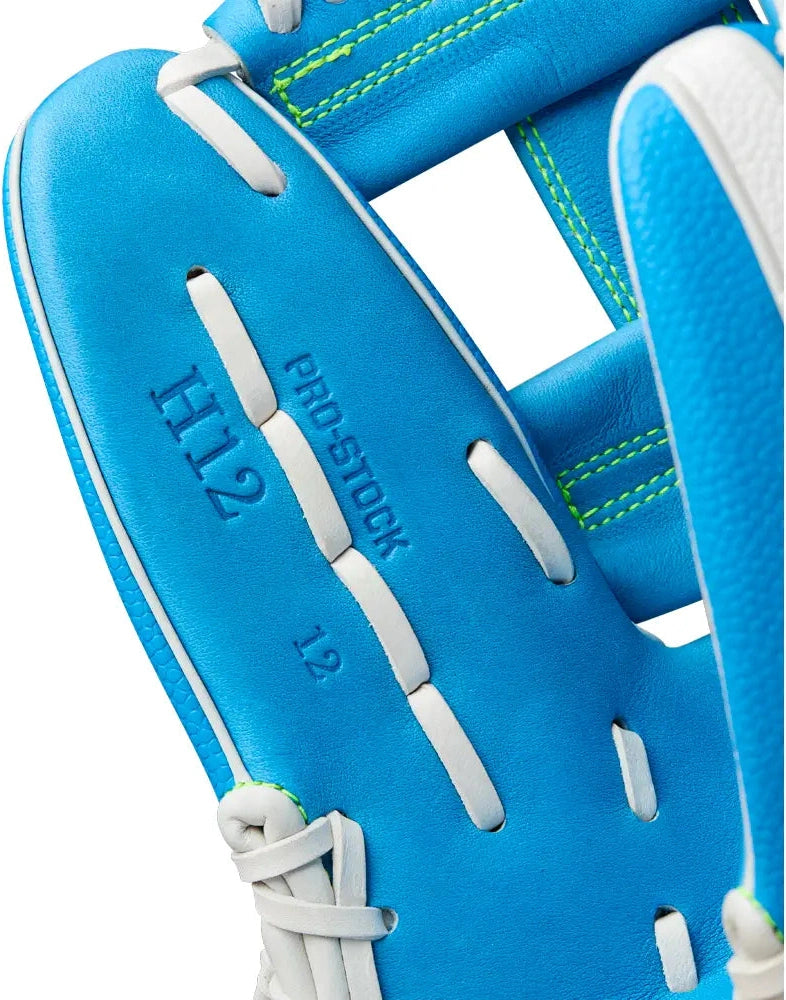 Wilson A2000 Fall 2025 H12ss 12.00’’ Fastpitch Glove Wbw10348612 - Sky Blue White - Light / Right Throw