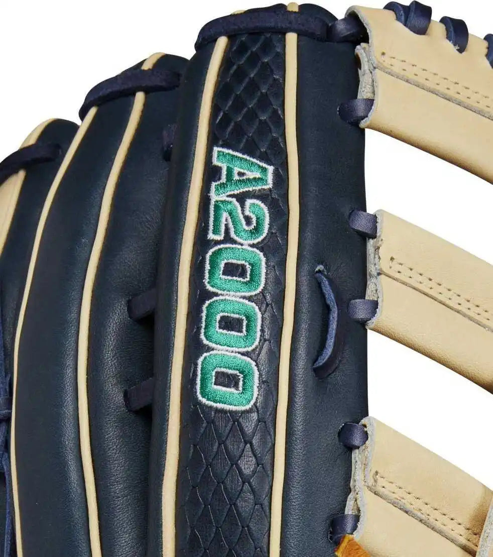 Wilson A2000 Julio Rodriguez Jr44 Gm 12.75’’ Outfield Glove Wbw1016351275 - Blonde Navy