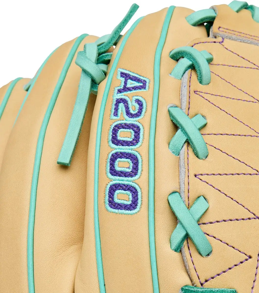 Wilson A2000 Spring Series Dh12 12.00” Pitcher’s Glove Wbw10413812 - Blonde Seafoam Purple