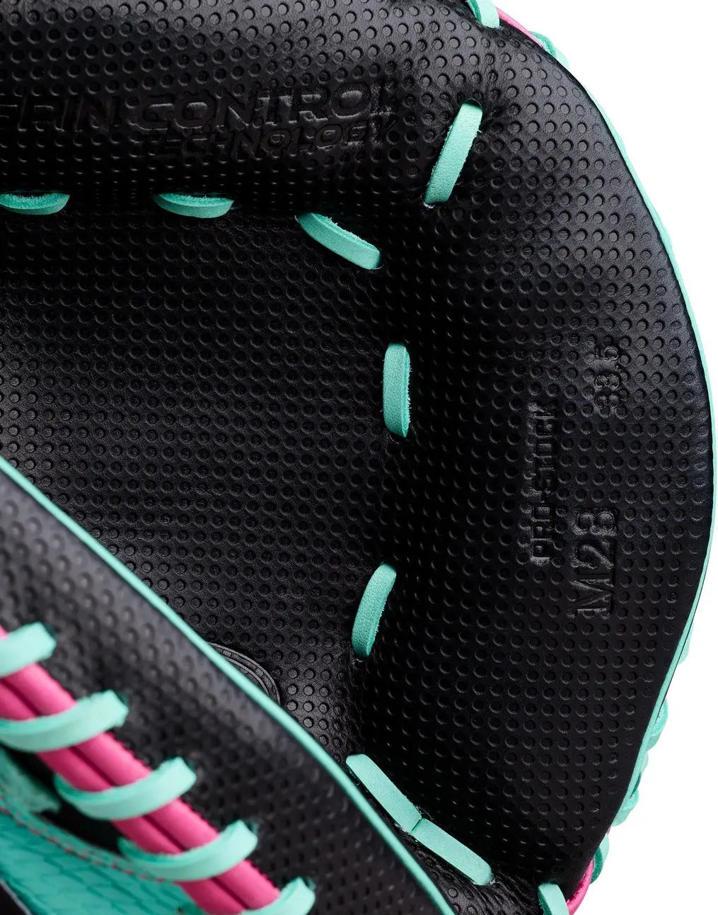 Wilson A2000 Spring Series M23ss 33.50” Catcher’s Mitt Wbw104142335 - Black Seafoam Pink - Mint / Right Throw