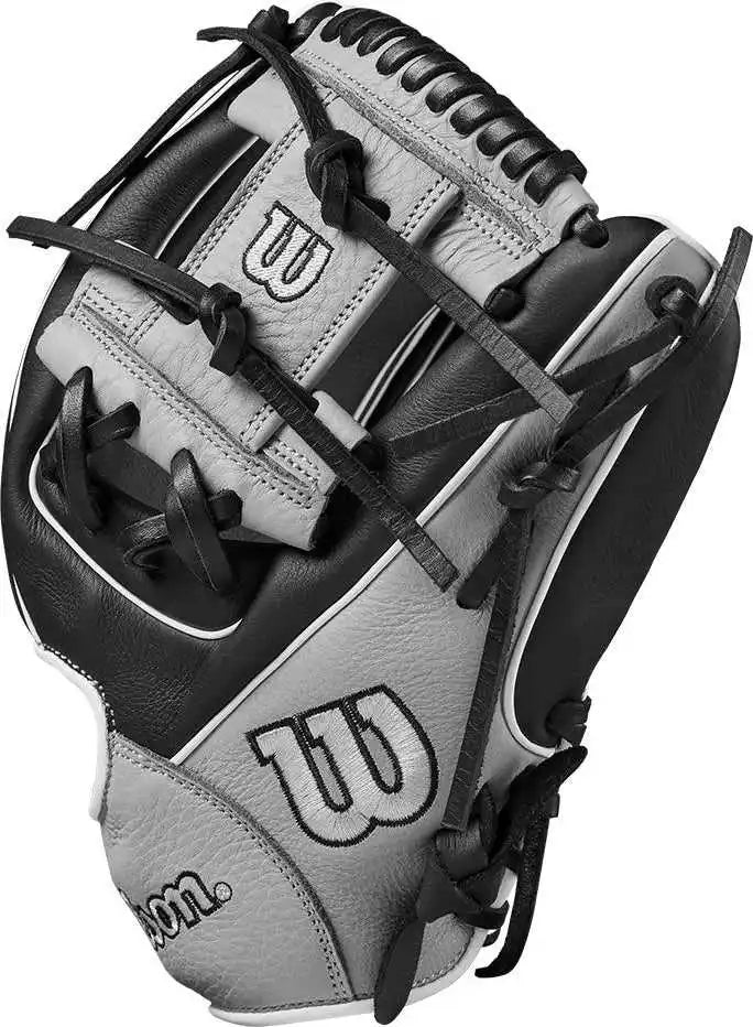 Wilson A700 11.50’’ Youth Utility Glove Wbw101427115 - Black Silver - Cork / Right Throw