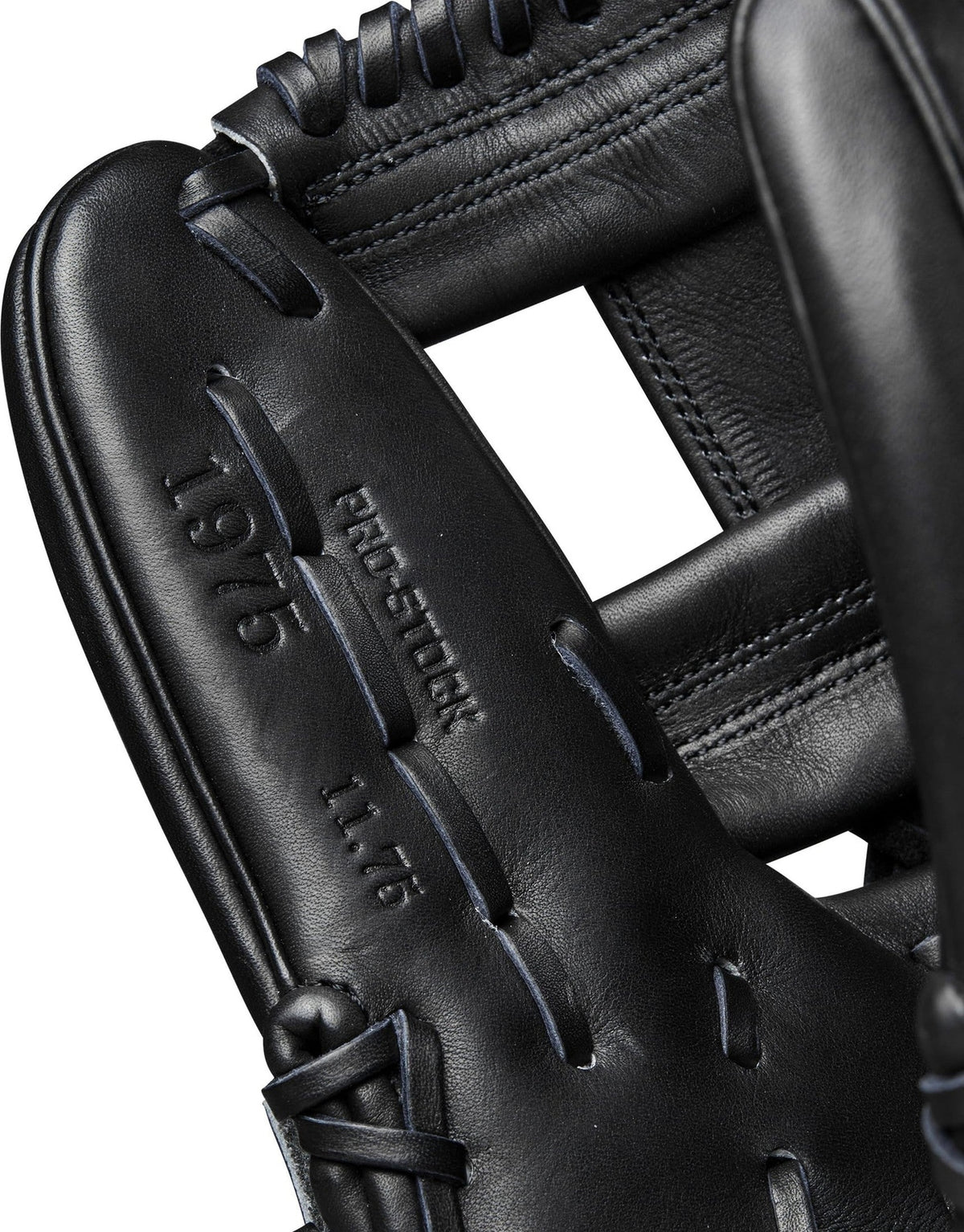 Wilson Baseball Classics Series A2000 1975 11.75’’ Infield Glove Wbw102074 - Black - Right Throw