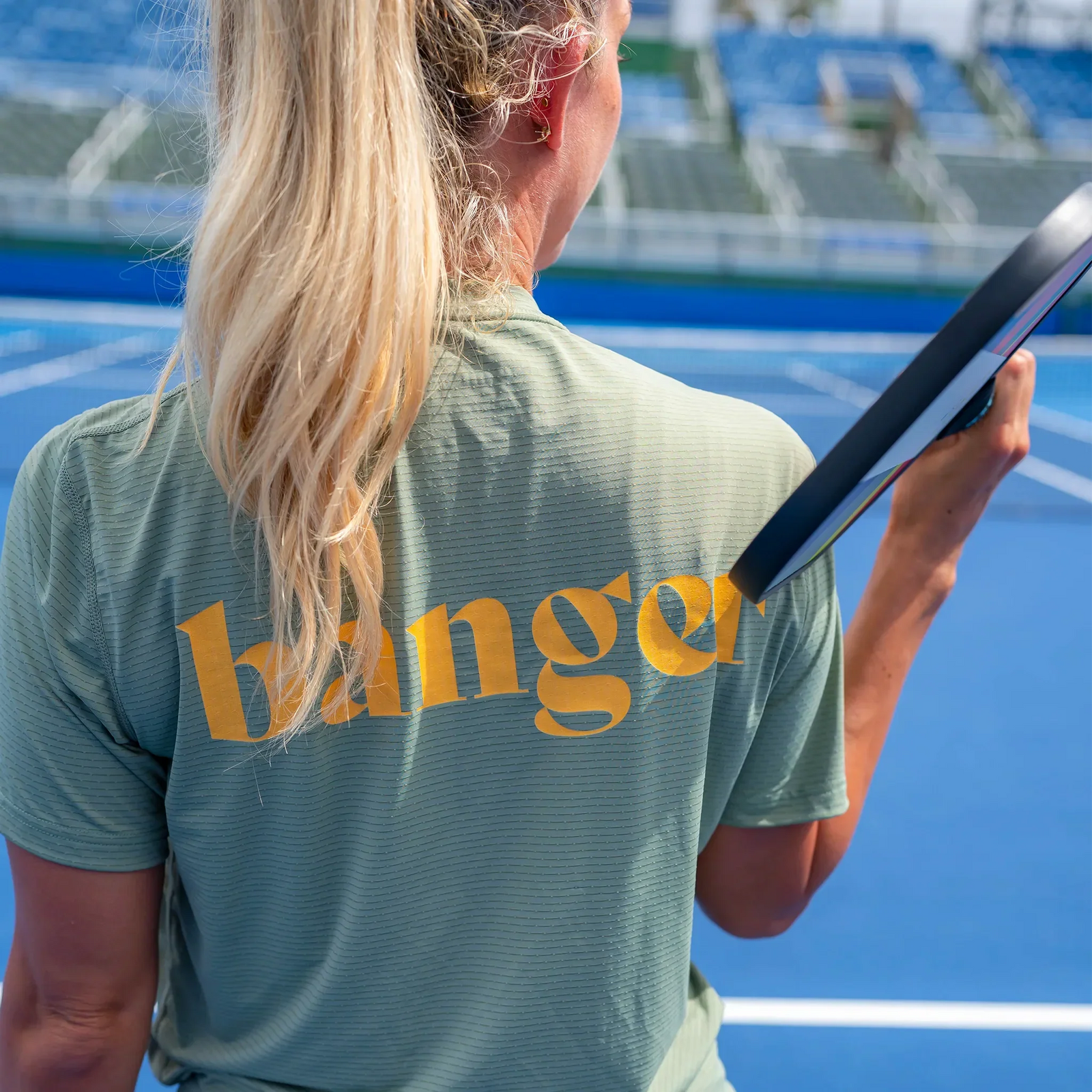 Women’s Banger Lux Performance Shirt - s
