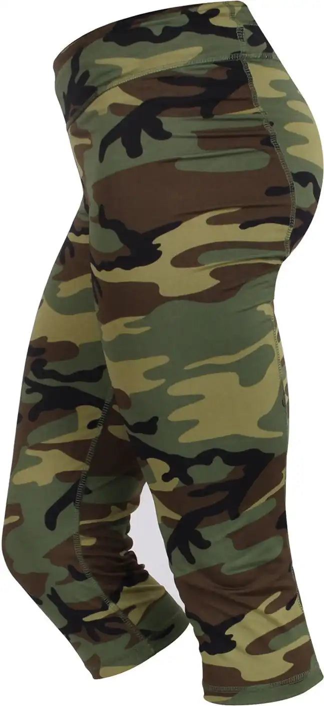 Womens Camo Workout Performance Capris Woodland / Xs