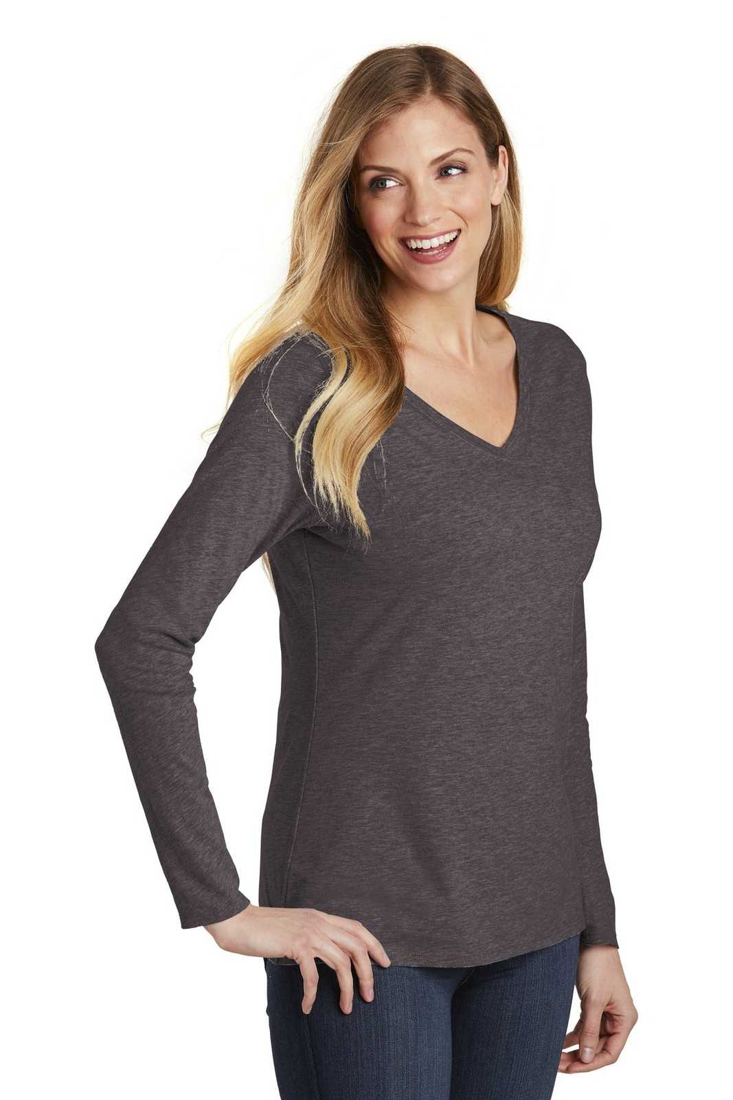 District DT6201 Women&#39;s Very Important Tee Long Sleeve V-Neck - Heathered Charcoal - HIT a Double - 4