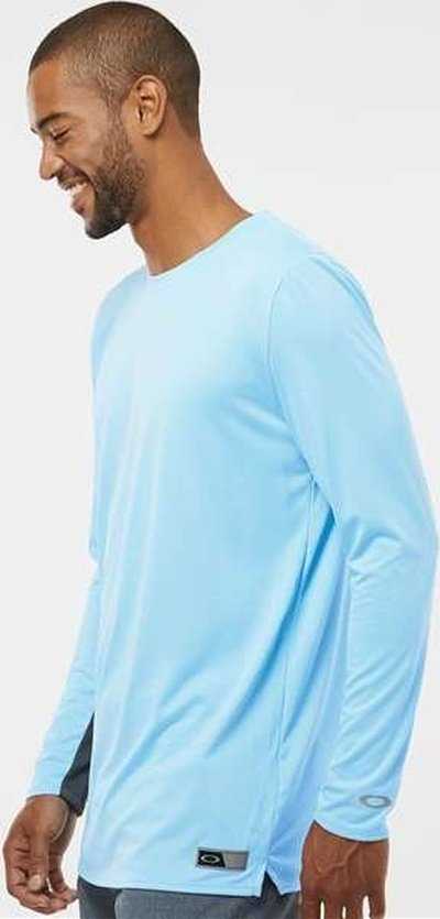 Oakley FOA402992 Team Issue Hydrolix Long Sleeve T-Shirt - Carolina Blue&quot; - &quot;HIT a Double