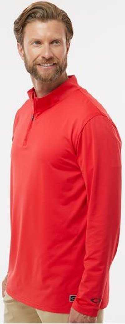 Oakley FOA402997 Team Issue Podium Quarter-Zip Pullover - Team Red&quot; - &quot;HIT a Double